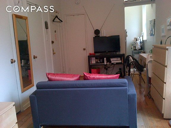 5th image of 97 Lexington Ave APT 3B
