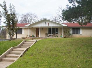 1101 Woodlawn St, Kilgore, TX 75662