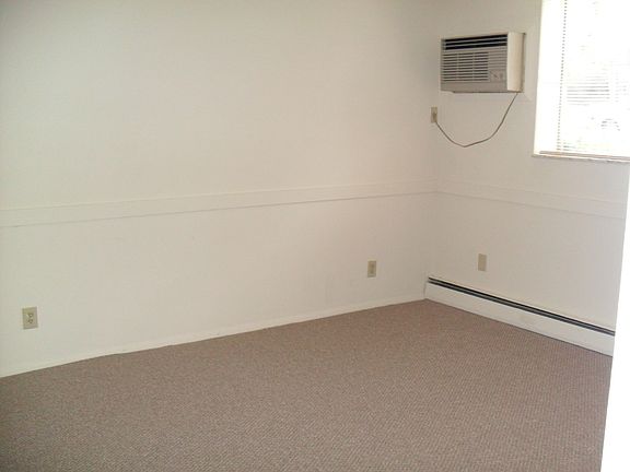 4th image of 3060 Marshall Ave APT 112