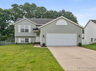 5114 Taylor Ridge Dr SE, Kentwood, MI