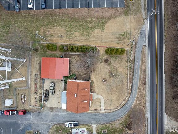 5th image of 620 Opdyke St