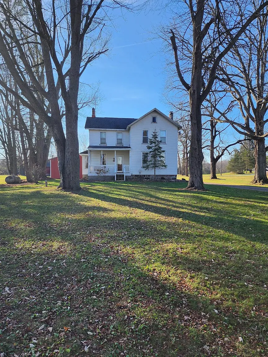 590 E Northfield Church Rd photo 1