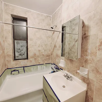 Rented by New York Residence | media 22