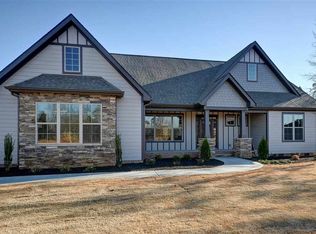 116 Acushnet Ln, Taylors, SC 29687