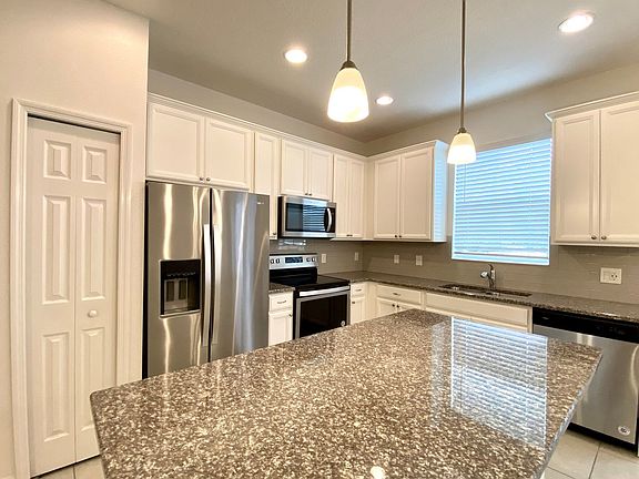 3rd image of 4264 Gumbo Limbo Dr