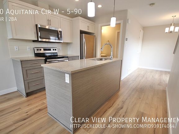 5th image of 90 Aquitania Cir W #5