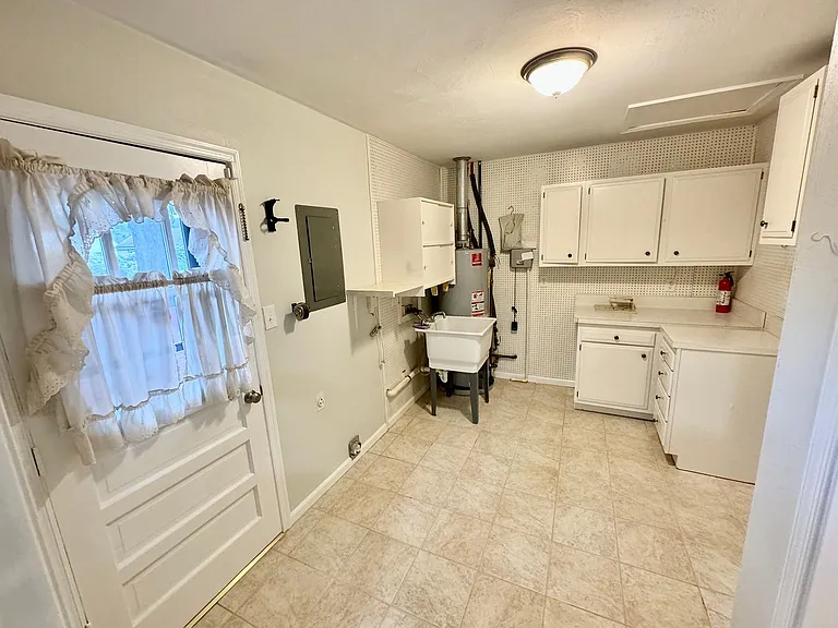 4345 Temple Ct — Photo 19