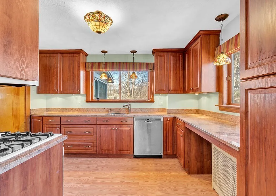 11-13 Bridgham Ave #2