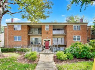 884 College Pkwy APT 101, Rockville, MD 20850