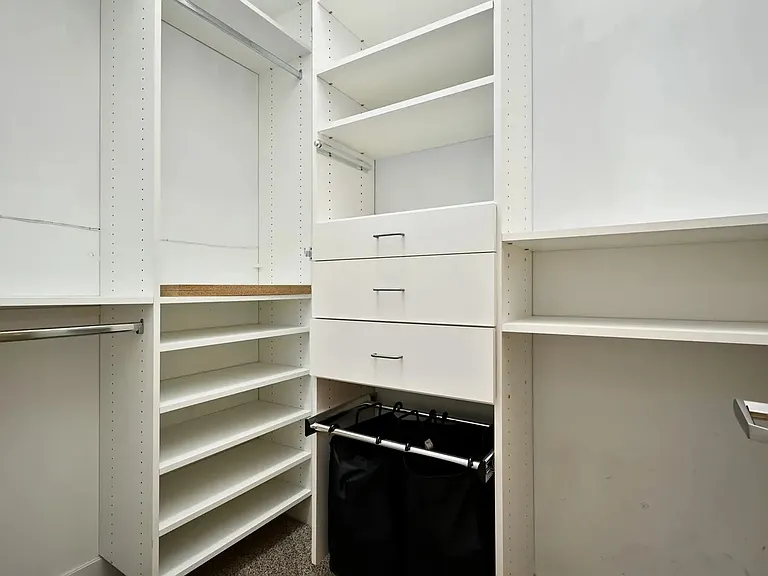 3001 Gillham Rd #104 — Photo 6