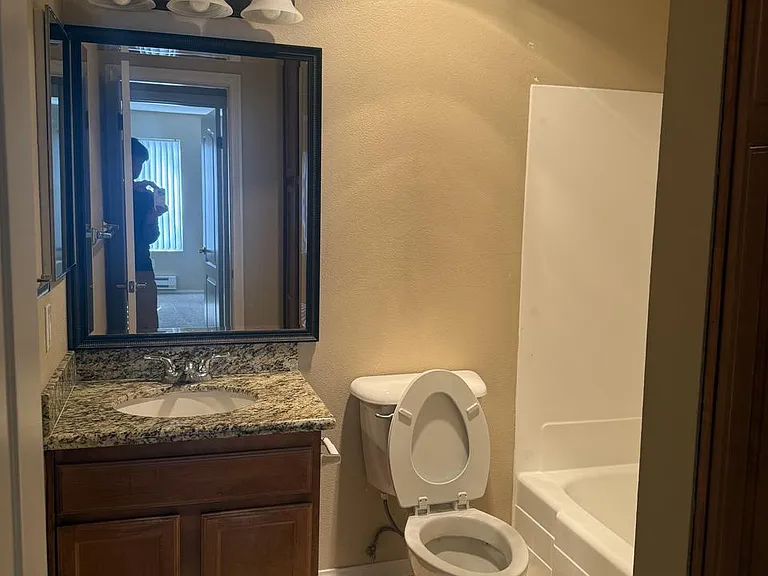 3456 Castle Glen Dr #162 — Photo 6