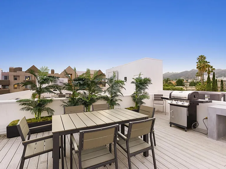 BBQ on the rooftop overlooking Los Angeles