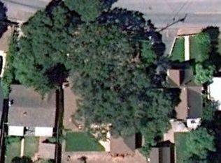 911 Sherwood Ave, Los Altos, CA 94022