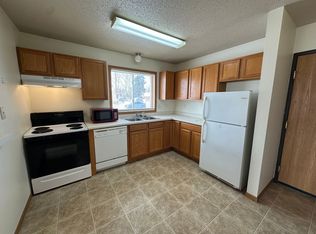 3740 7th St S #202, Moorhead, MN 56560