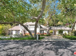 10888 Chalon Rd, Los Angeles, CA 90077