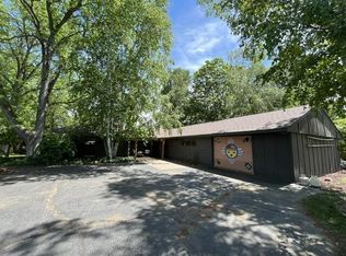 525 S 4th St E, Fort Atkinson, WI 53538