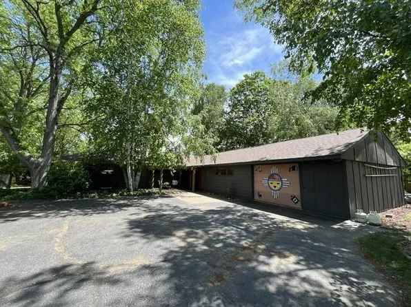 525 S Fourth STREET E E, Fort Atkinson, WI 53538