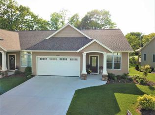 2495 Sawtooth Ct, Holland, MI 49424