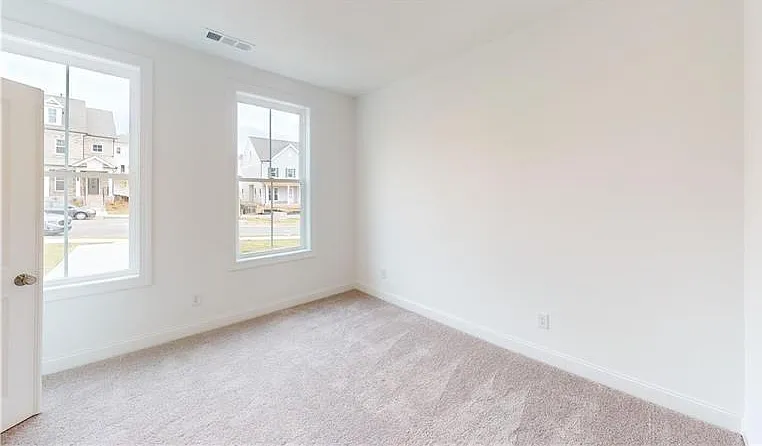 141 Basil St — Photo 19