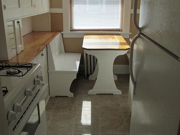 5th image of 3545 Emerson Ave S #3