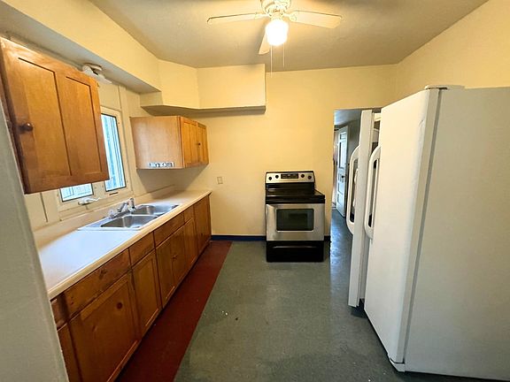 4th image of 541 E 21st St