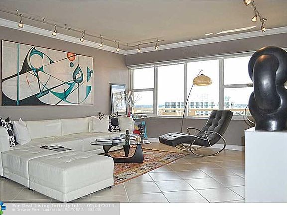 3rd image of 3333 NE 34th St APT 1717