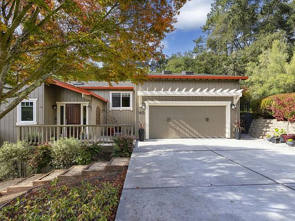 5th image of 165 Petery Ln