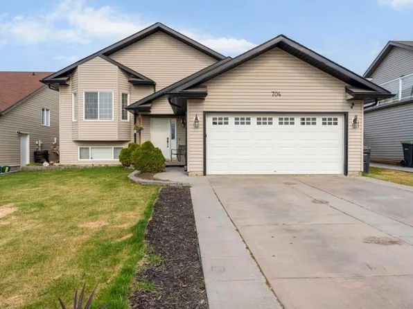 704 Grouse Clos, Cold Lake, AB T9M 0A5