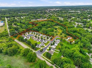 Lighthouse Pointe Dr, Painesville, OH 44077