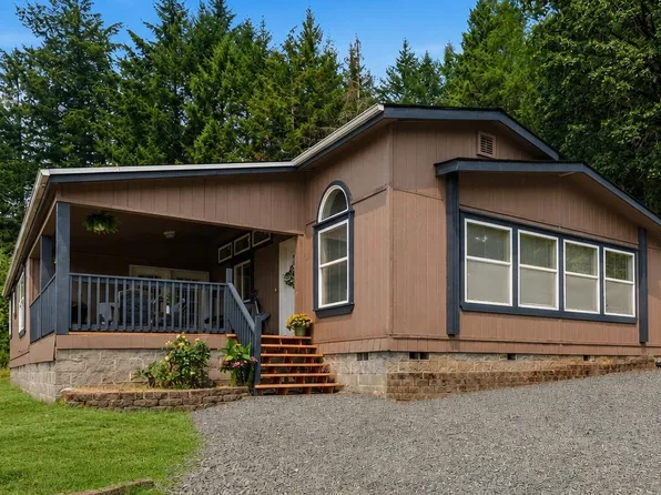 17550 NE Chehalem Dr, Newberg, OR 97132