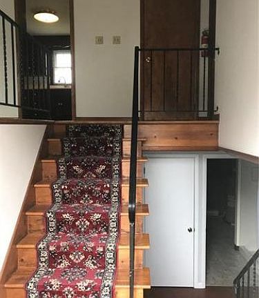 2nd image of 5537 Louise Ln