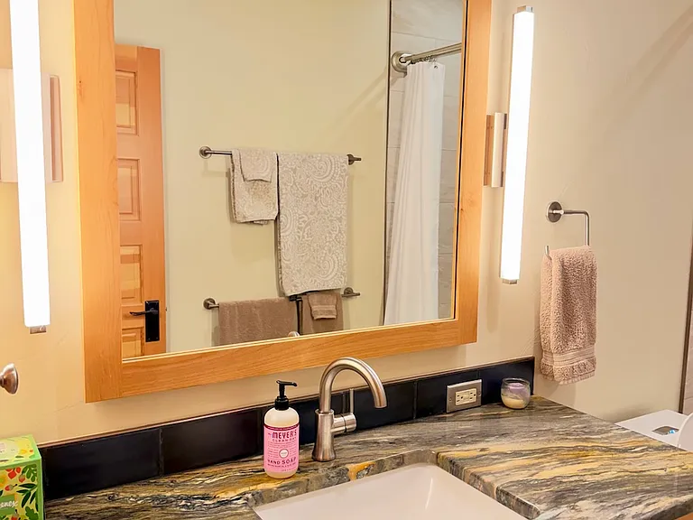 114 Granite St #1B — Photo 6