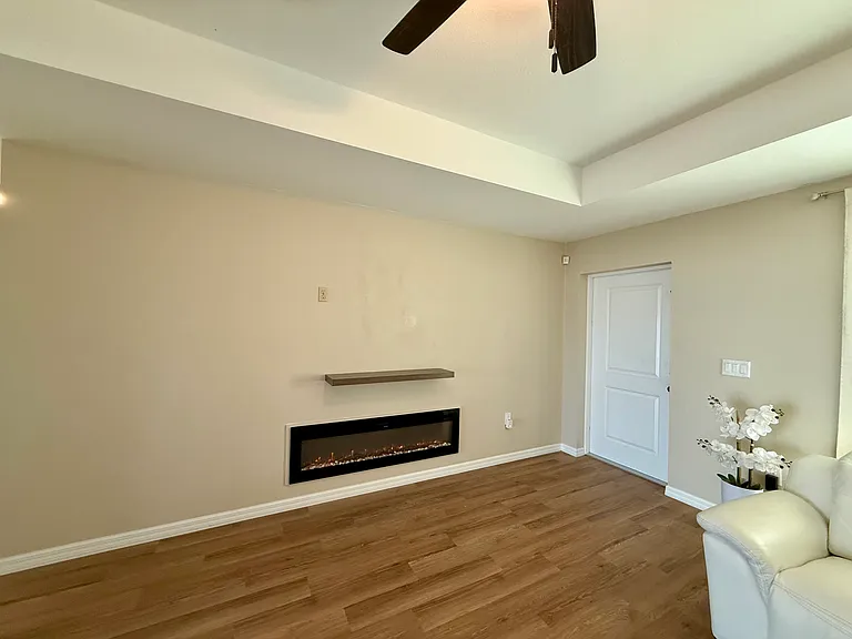 7033 Waldo Cir — Photo 6