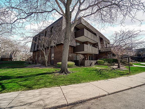 4th image of 511 Timber Ridge Dr APT 202