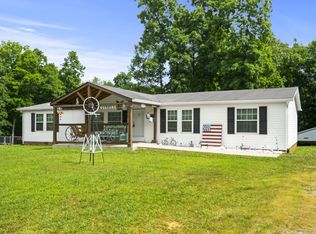 1023 Phillip Dr, Portland, TN 37148