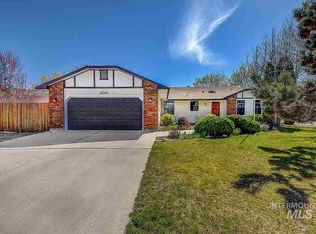 5245 W Ellens Ferry Ct, Boise, ID 83703