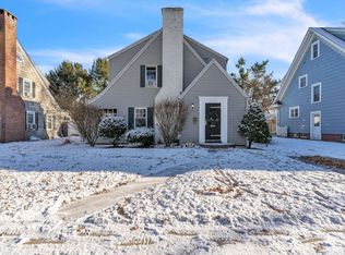 47 Eckington St, Springfield, MA 01108