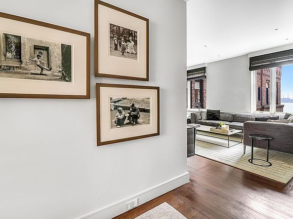 4th image of 455 E 51st St #6C