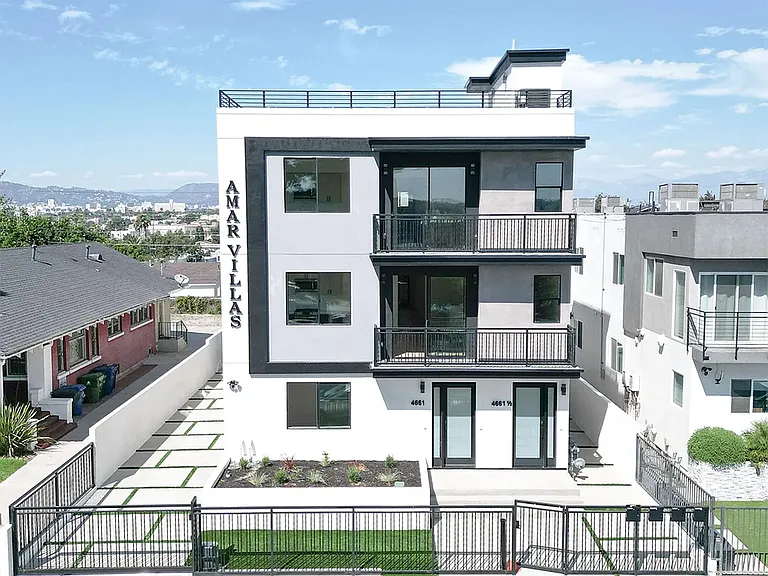 4663 Pickford St — Photo 13