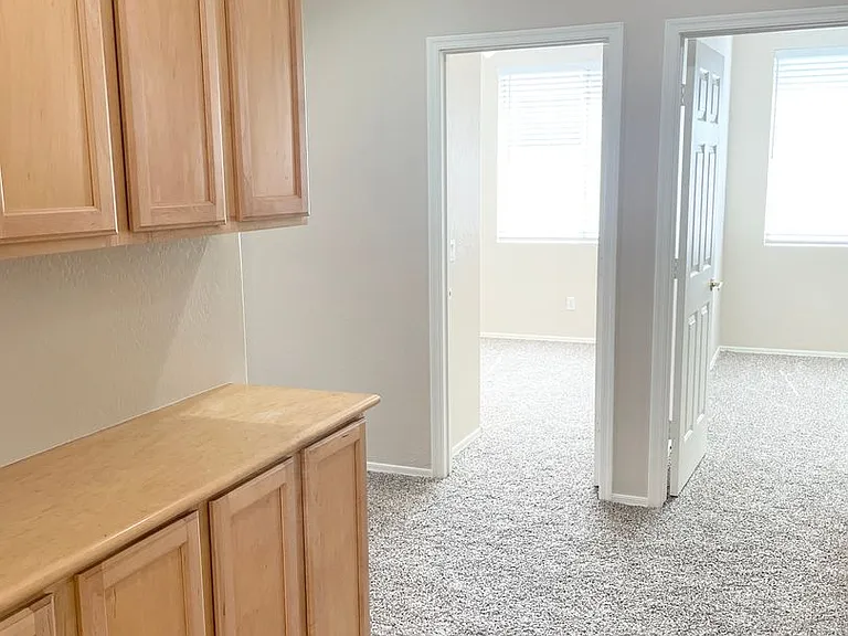 3720 W Rushmore Dr — Photo 13