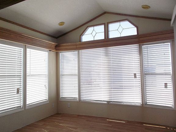 3rd image of 1552 W Miracle Mile Unit 49