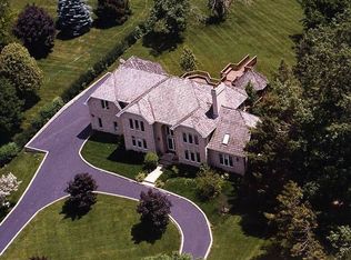 129 Colony Dr #R, Inverness, IL 60010