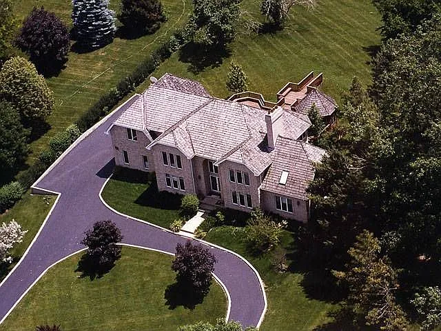 129 Colony Dr #R photo 1