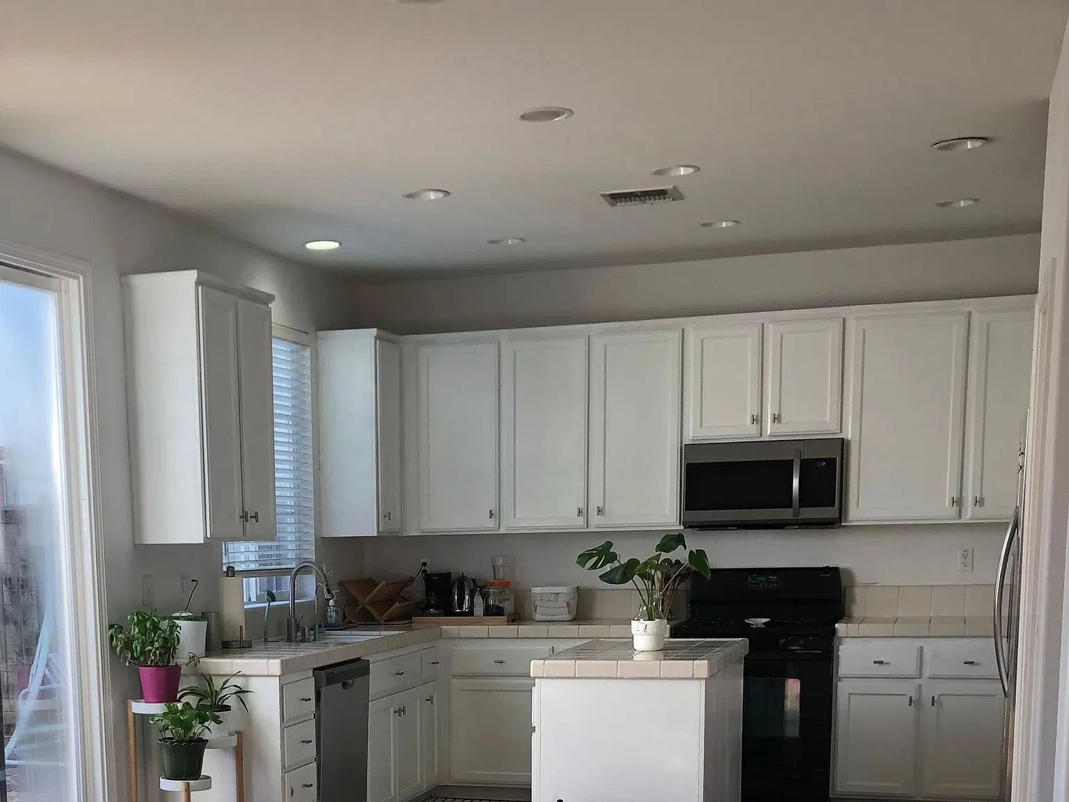 Anjou Cir, Sacramento — Photo 1