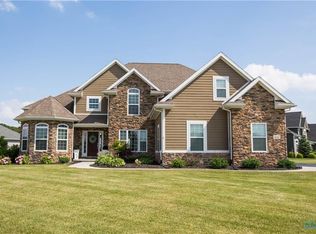 8601 Kacie Ln, Monclova, OH 43542