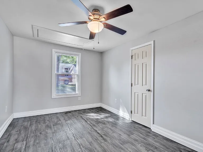 104 Lake Ave — Photo 19