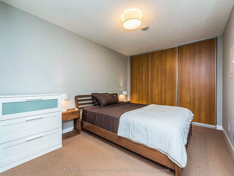 205 Frederick St #404 — Photo 7