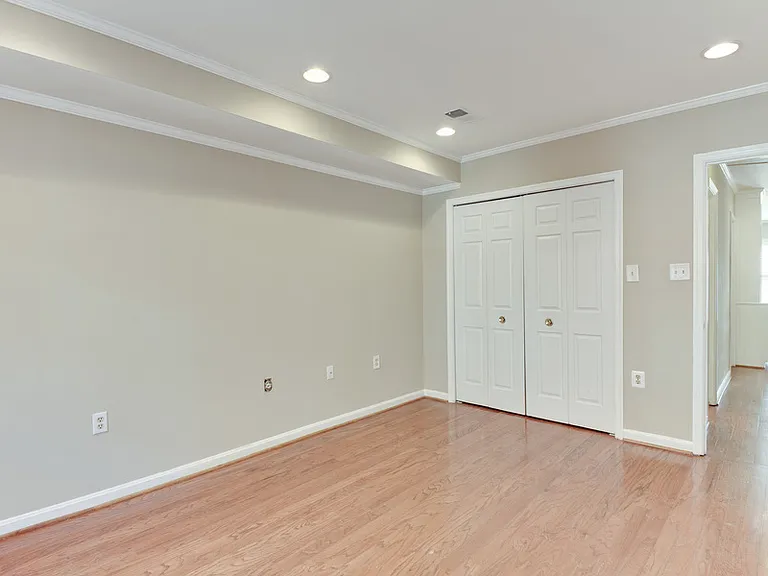 30 15th St NE #30 — Photo 11
