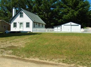 6631 Ridge Rd, Harrison, MI 48625