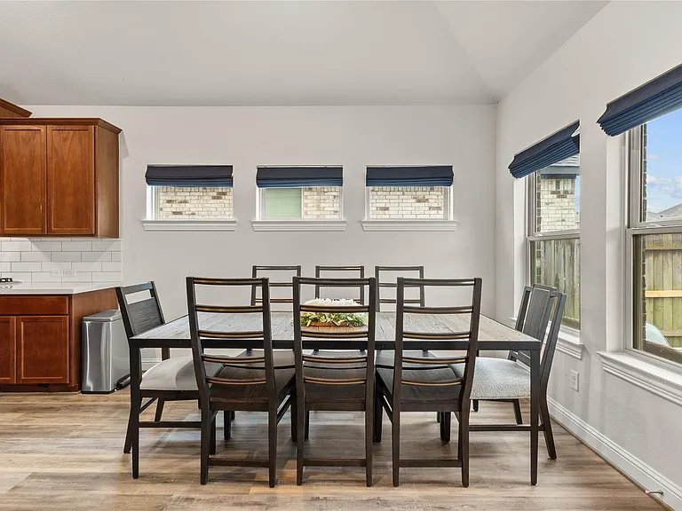 6027 Thief River Falls Dr — Photo 12